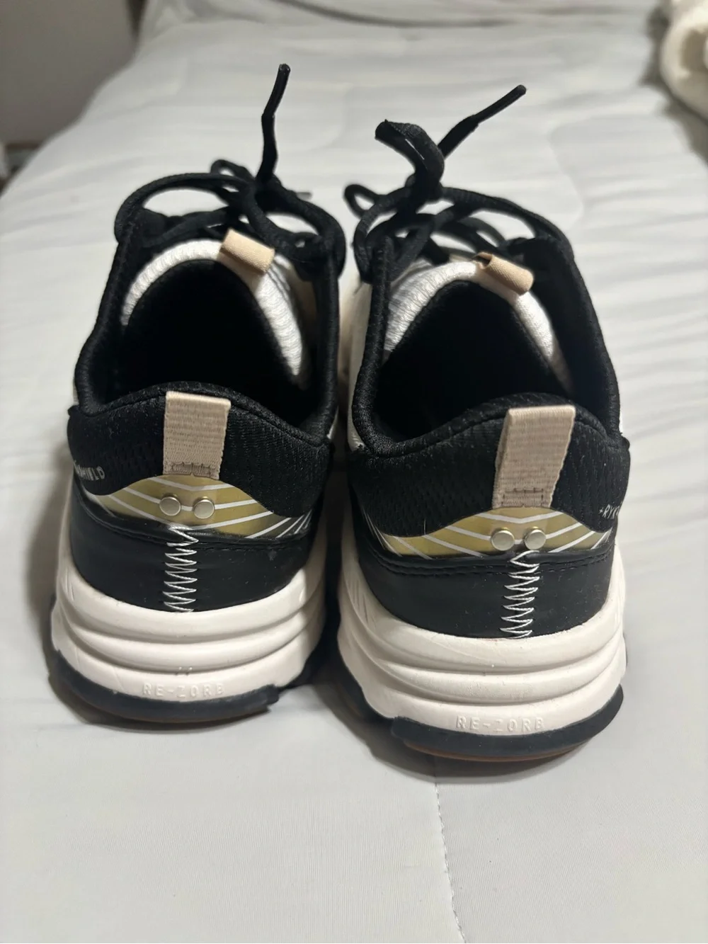 Women’s Ryka Devoted RS Walking Sneaker size 8M